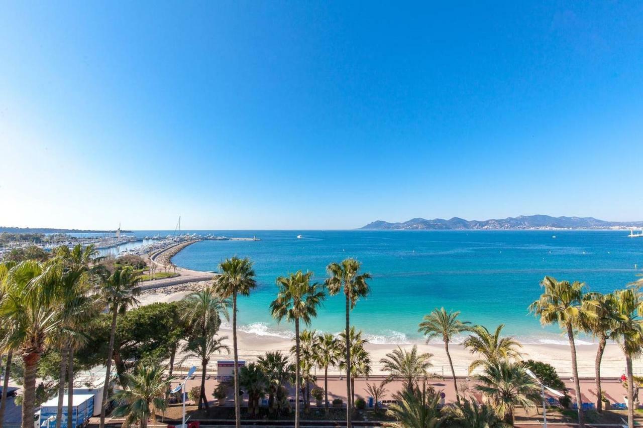 On La Croisette: Luxe 2 Bedrooms/ 2 Baths Appartement Cannes
